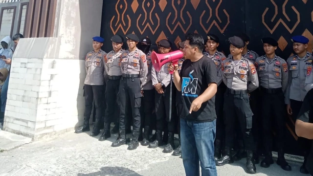 Gambar Sampul